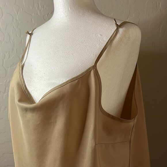 𝅺unbranded tan camisole square neck and back skinny straps nonadjustable SZ XL - Picture 3 of 11